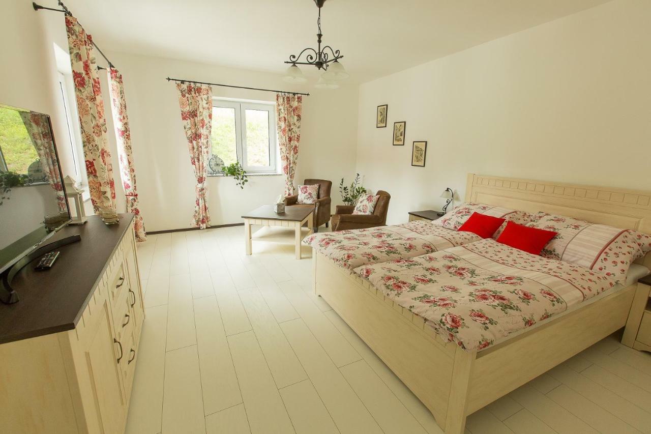 Český Krumlov Apartmany U Prochazku מראה חיצוני תמונה
