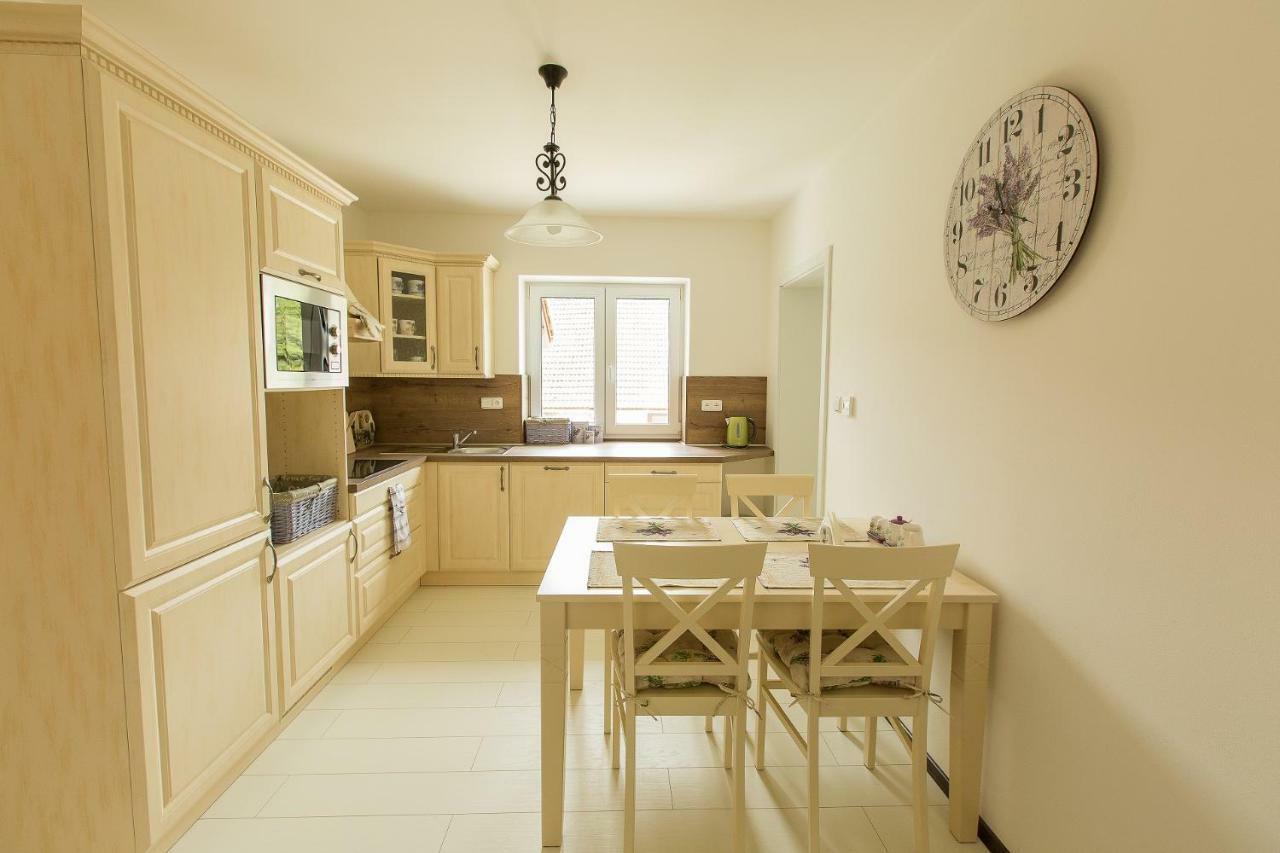 Český Krumlov Apartmany U Prochazku מראה חיצוני תמונה